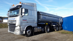 DAF Kippsattel mit SAF-TRAK Hydroachse